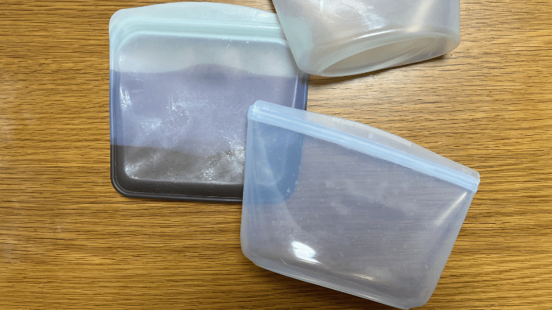 洗って使えるシリコン製バックstasher(スタッシャー)